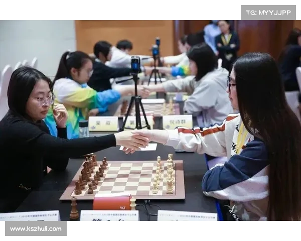 居文君谈围棋后赛目标 以全力以赴的决心力争突破与荣誉