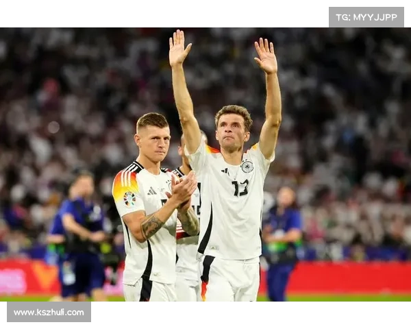 德国选手丽莎·穆勒在欧洲马术锦标赛中勇夺障碍跳跃个人金牌