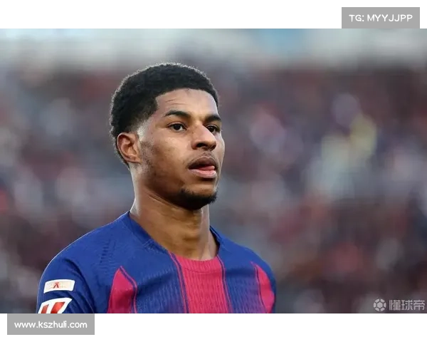 拉什福德分享与家人共度温馨时光 感恩陪伴的珍贵瞬间